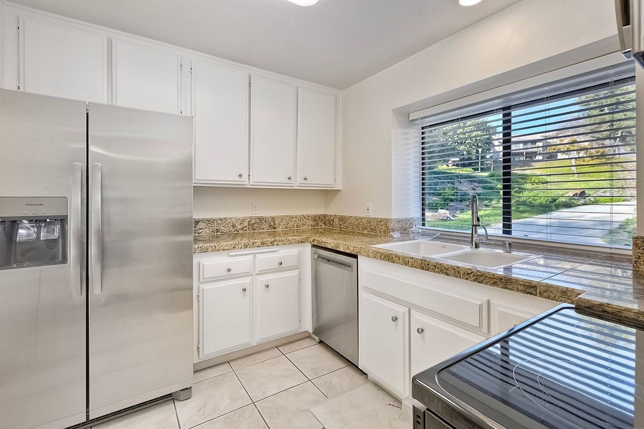 4131 Cyprus Island Ct - Photo 6 of 22
