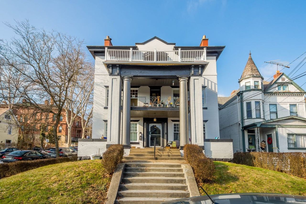 226 East End Avenue - Photo 4 of 42
