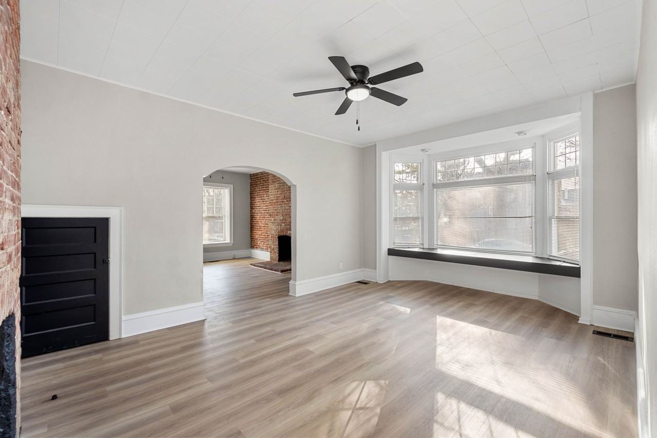 226 East End Avenue - Photo 5 of 42