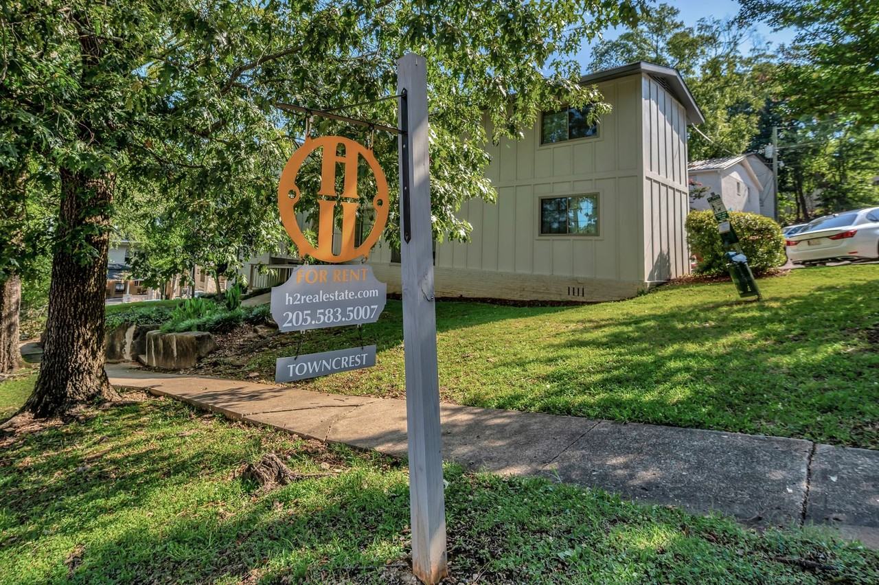 Towncrest Apartments - Photo 6 of 48