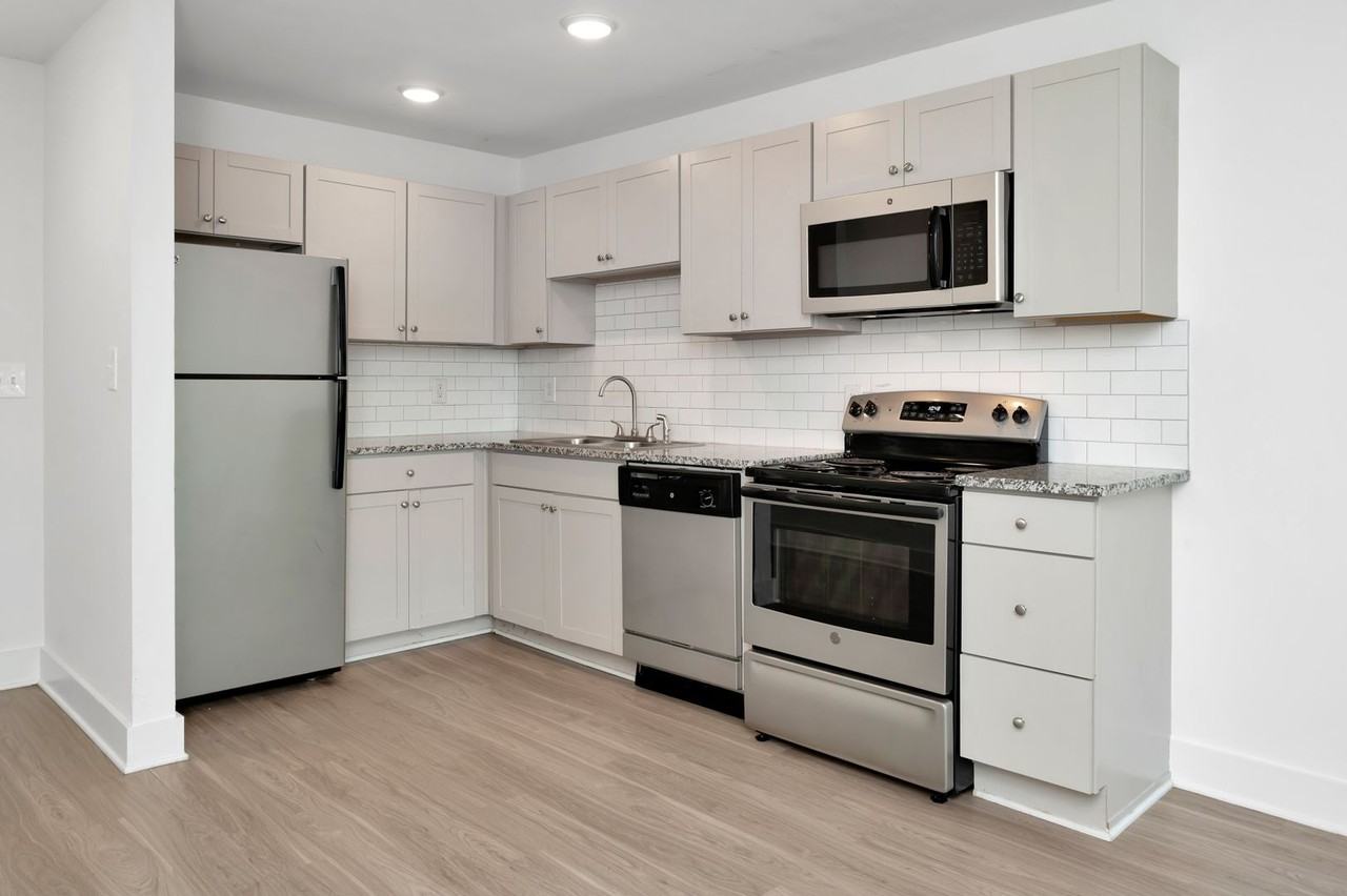 Towncrest Apartments - Photo 7 of 48