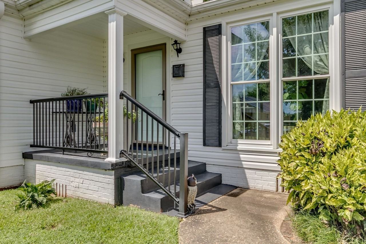 1720 2nd Ave - Photo 5 of 35