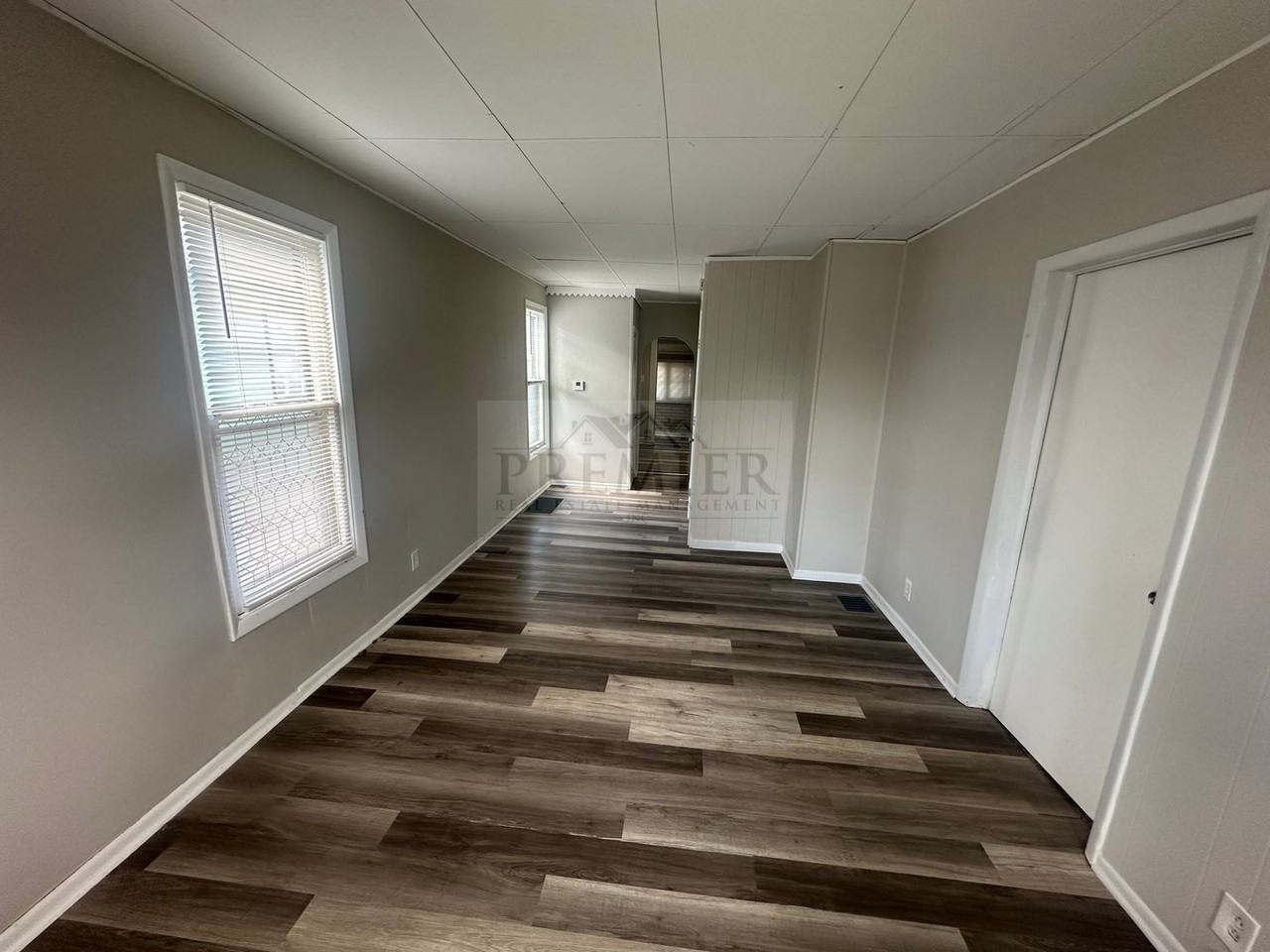 1222 S 40th St - Photo 2 of 16