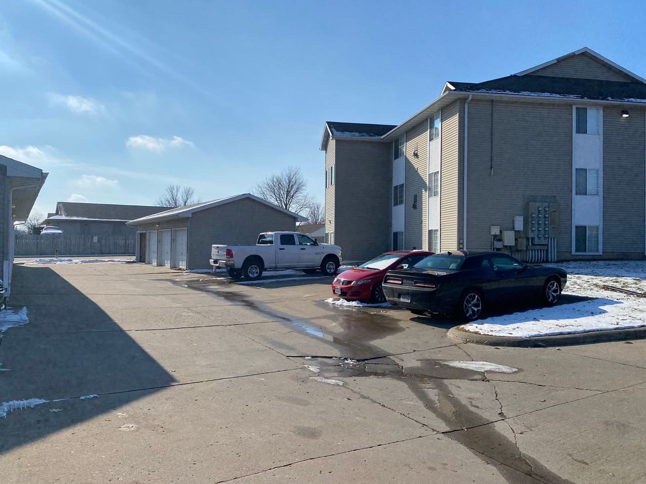 150 Elm Ridge Dr - Photo 2 of 13