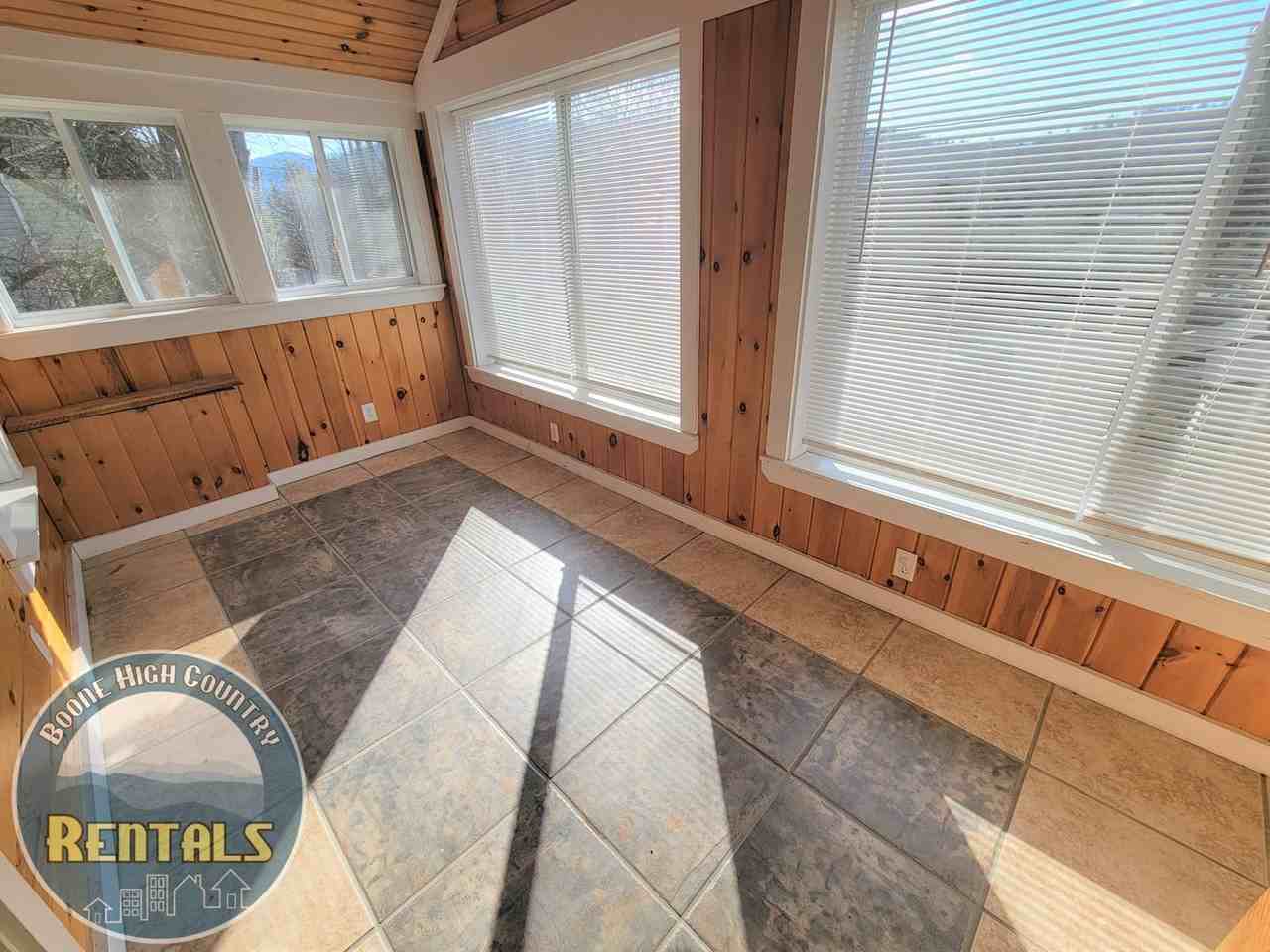 144 Azalea Circle - Photo 3 of 24