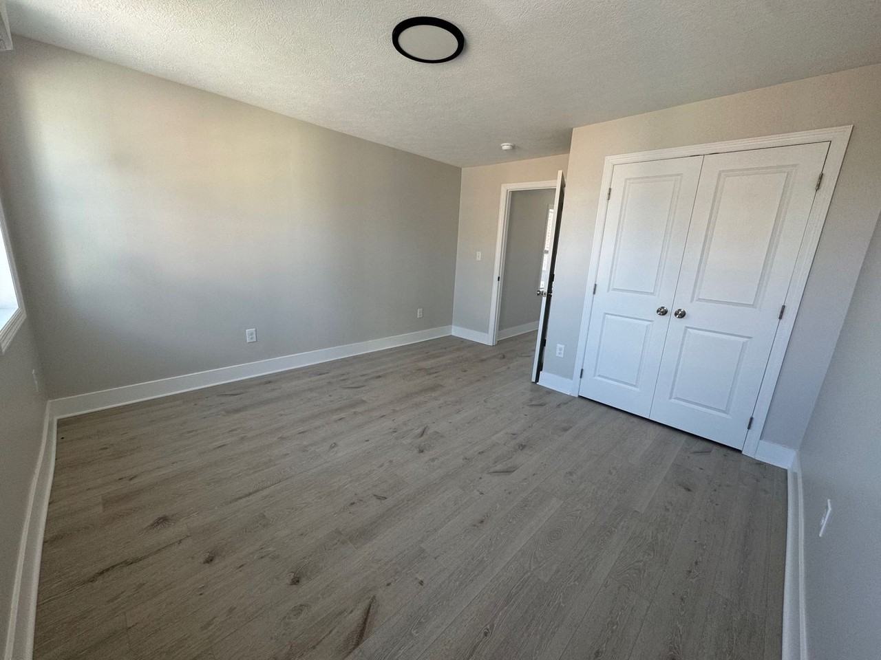 1110 Freyburg St - Photo 6 of 13