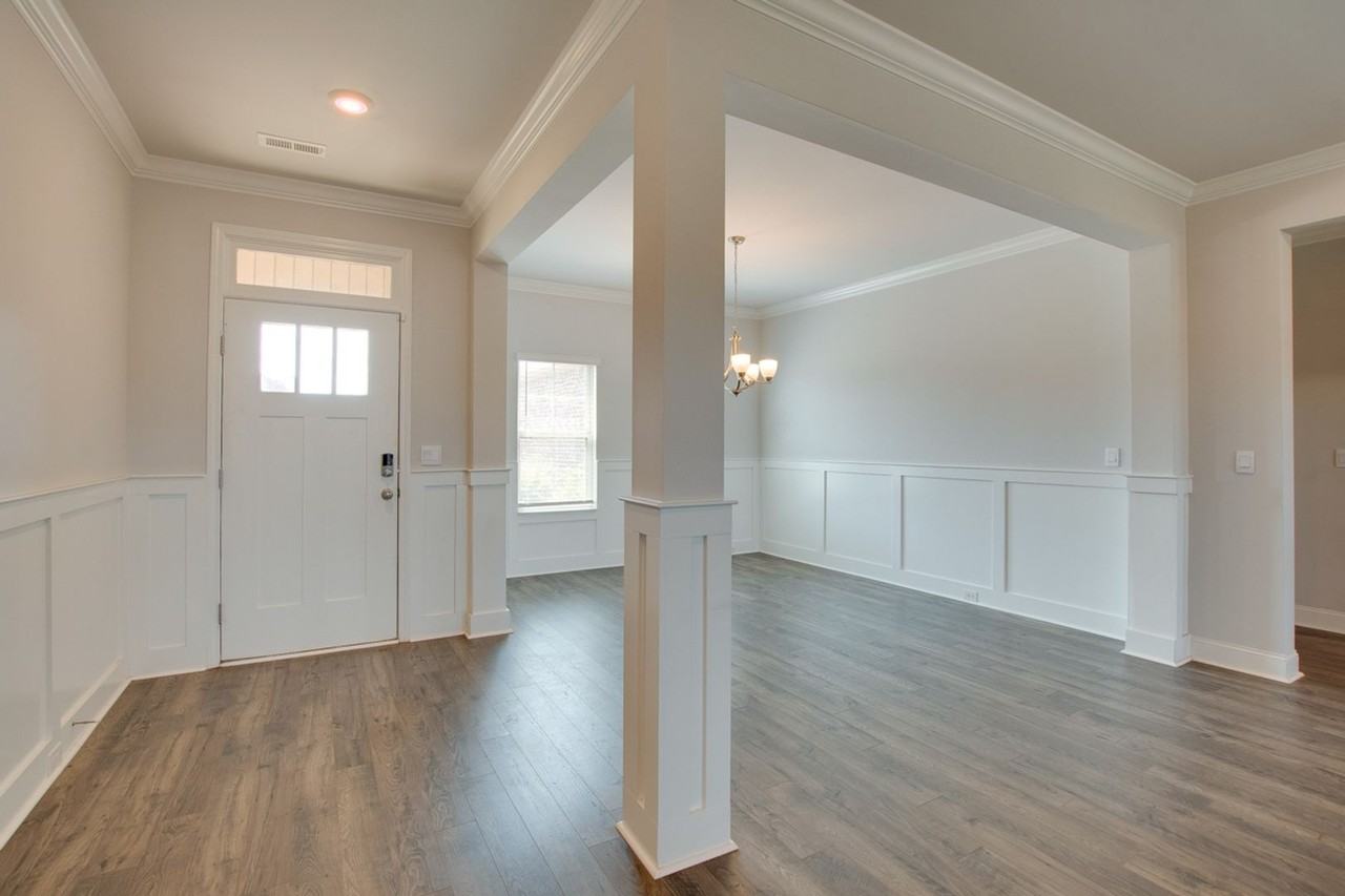 217 Maureen Dr Sw - Photo 3 of 50