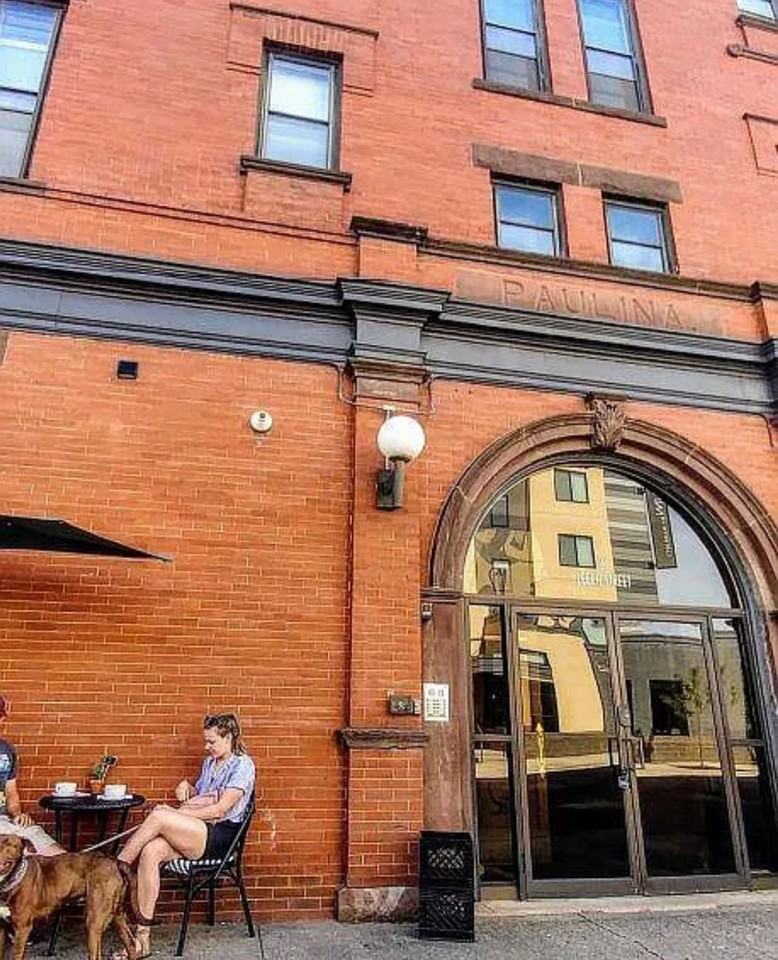 Historic building on West 7th and Grand in St. Paul - Photo 4 of 7