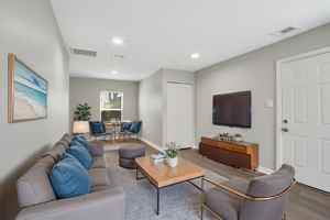 featured image of 6205 Lovett Ave