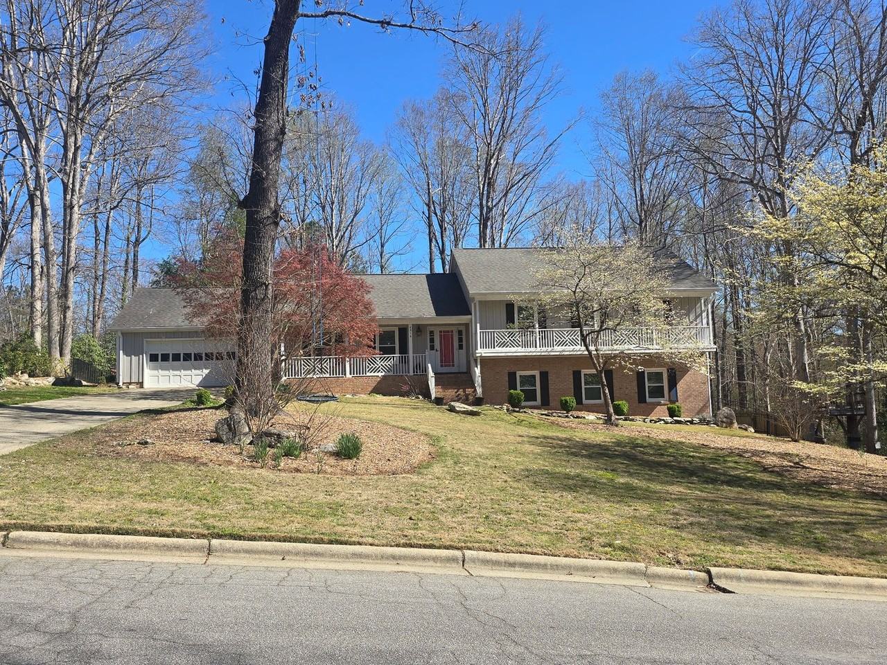 6316 Gainsborough Dr - Photo 2 of 41
