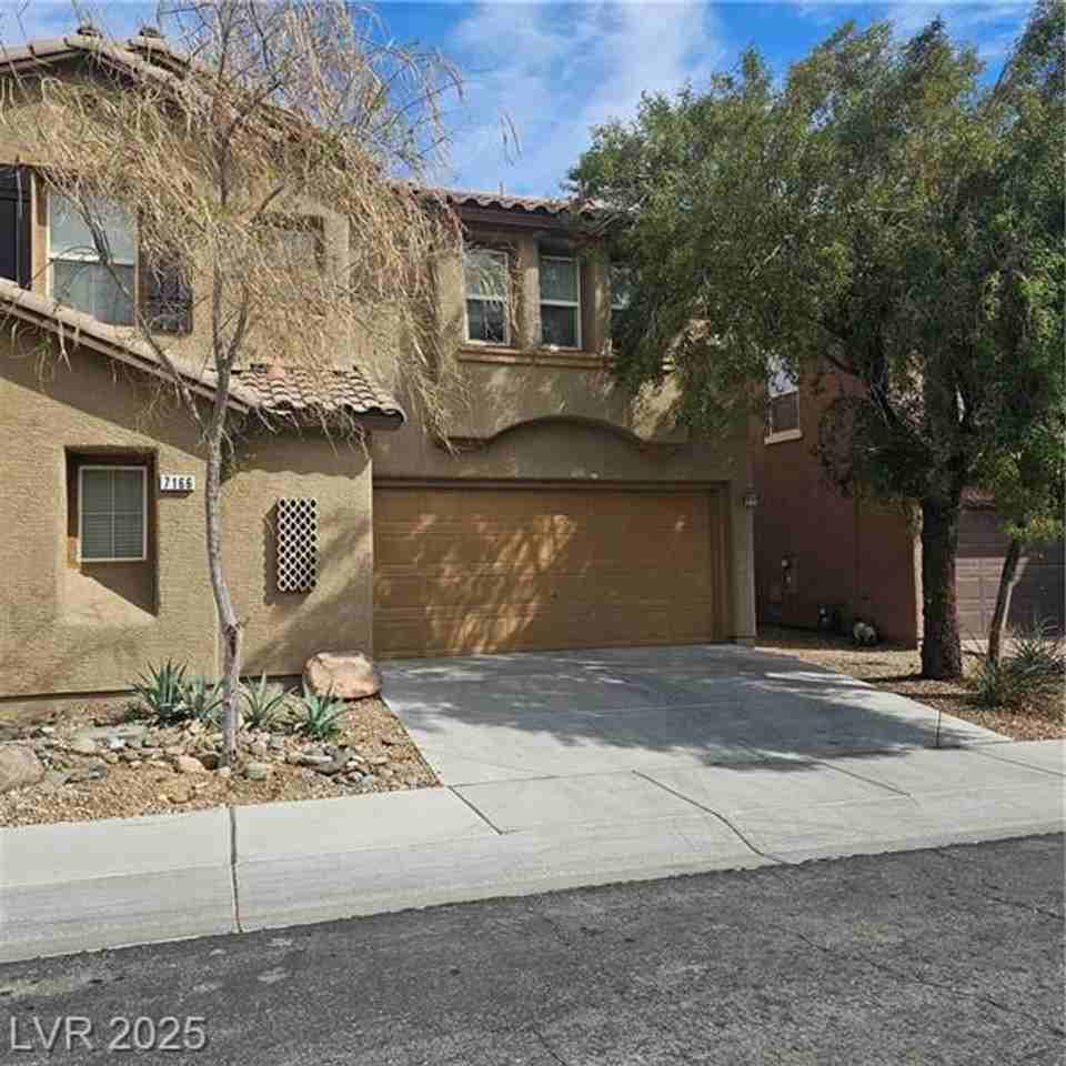 7166 Indian Gap Ave - Photo 7 of 28