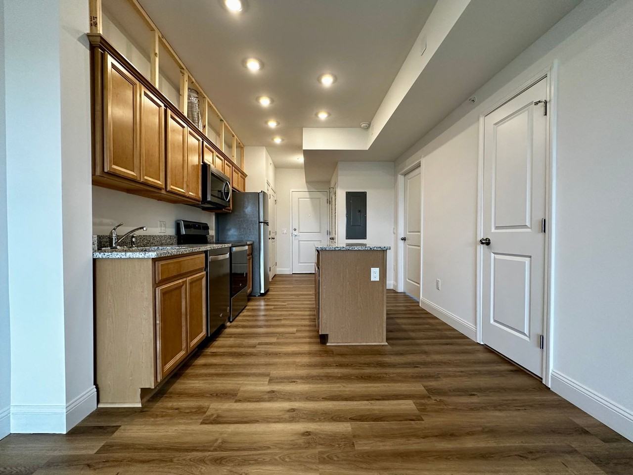 Valley College Park - Photo 2 of 43