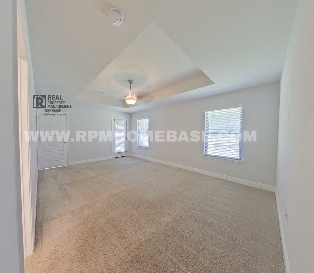 126 Ridgeway Cir - Photo 7 of 17