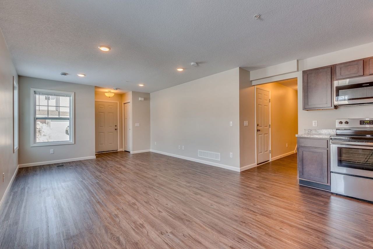 12628 Pond View Rd - Photo 2 of 21