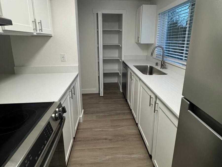 18463 Blueberry Ln - Photo 4 of 27