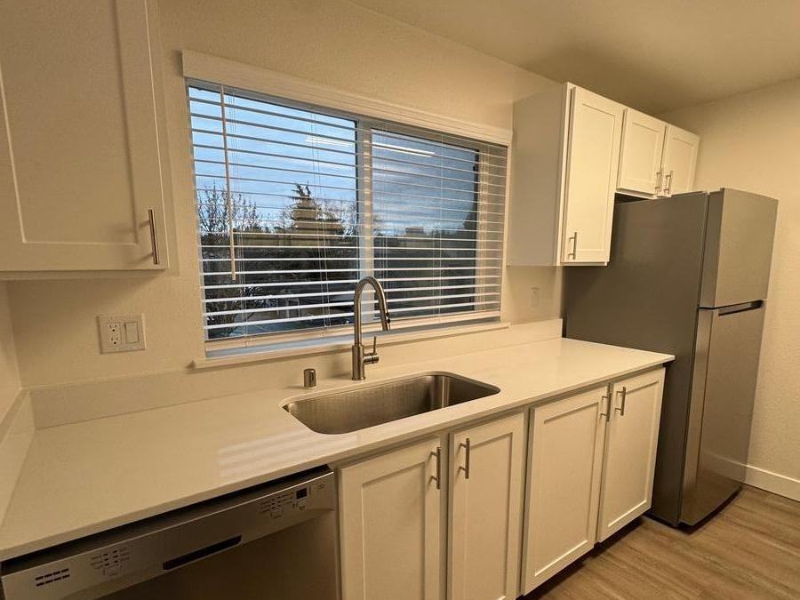 18463 Blueberry Ln - Photo 3 of 27