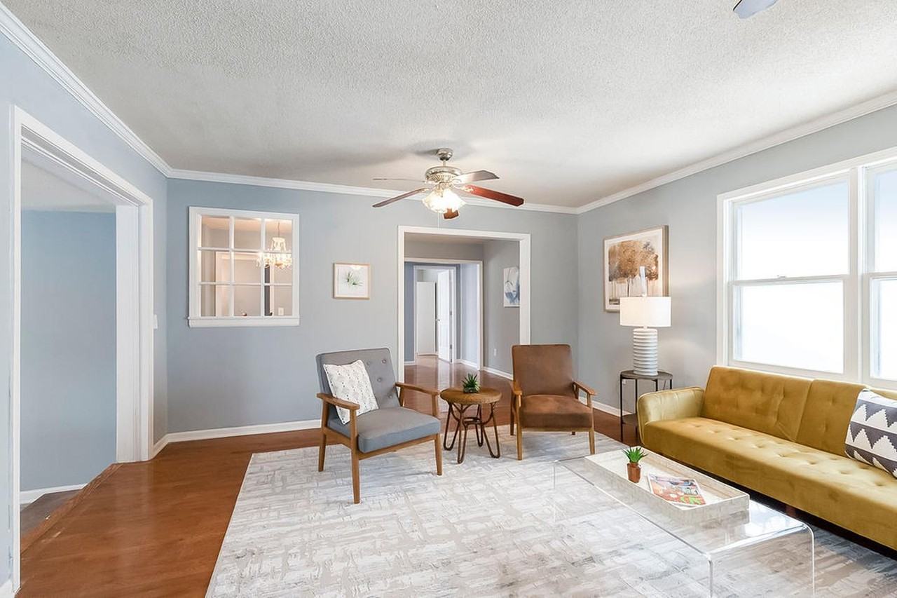 A quaint and inviting Olathe home with easy access to all your needs! - Photo 7 of 23