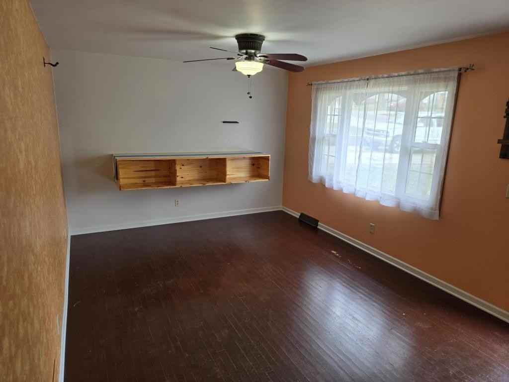 7825 Ne San Rafael Dr - Photo 2 of 11