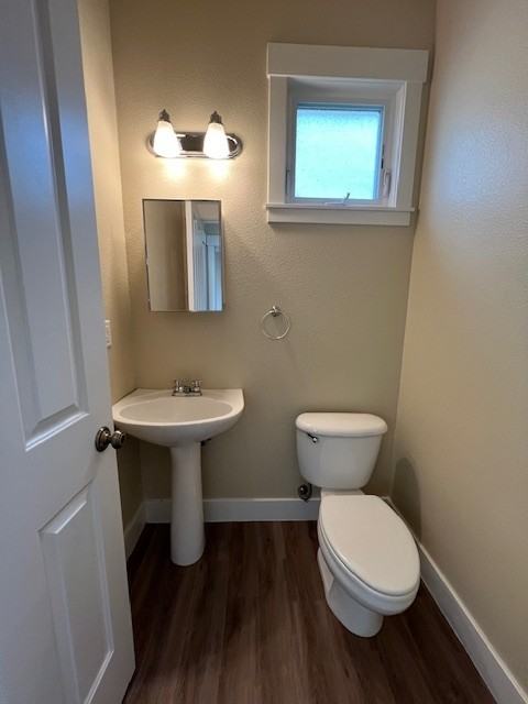 1774 Roth St - Photo 3 of 32