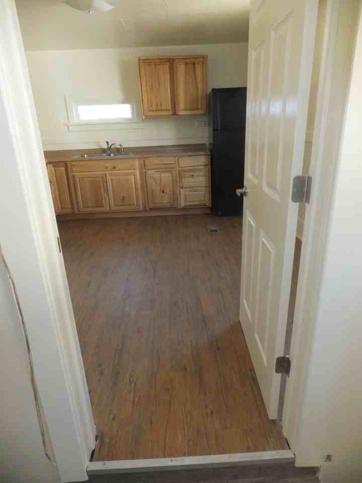 336 I St #B - Photo 3 of 24