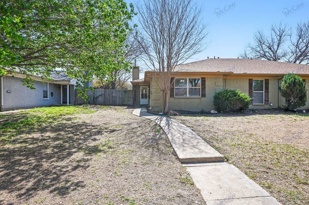 4302 Segura Ct N - Photo 2 of 17