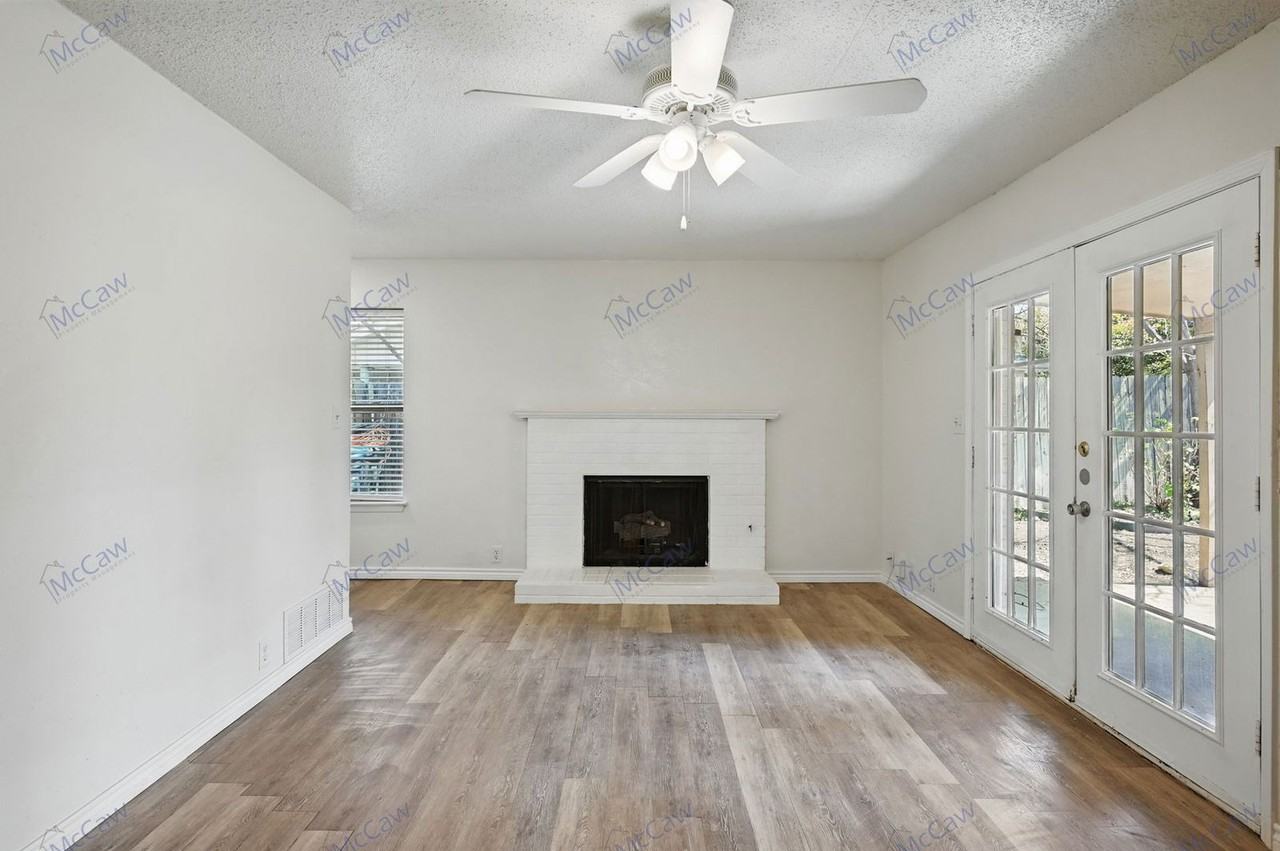 4302 Segura Ct N - Photo 4 of 17