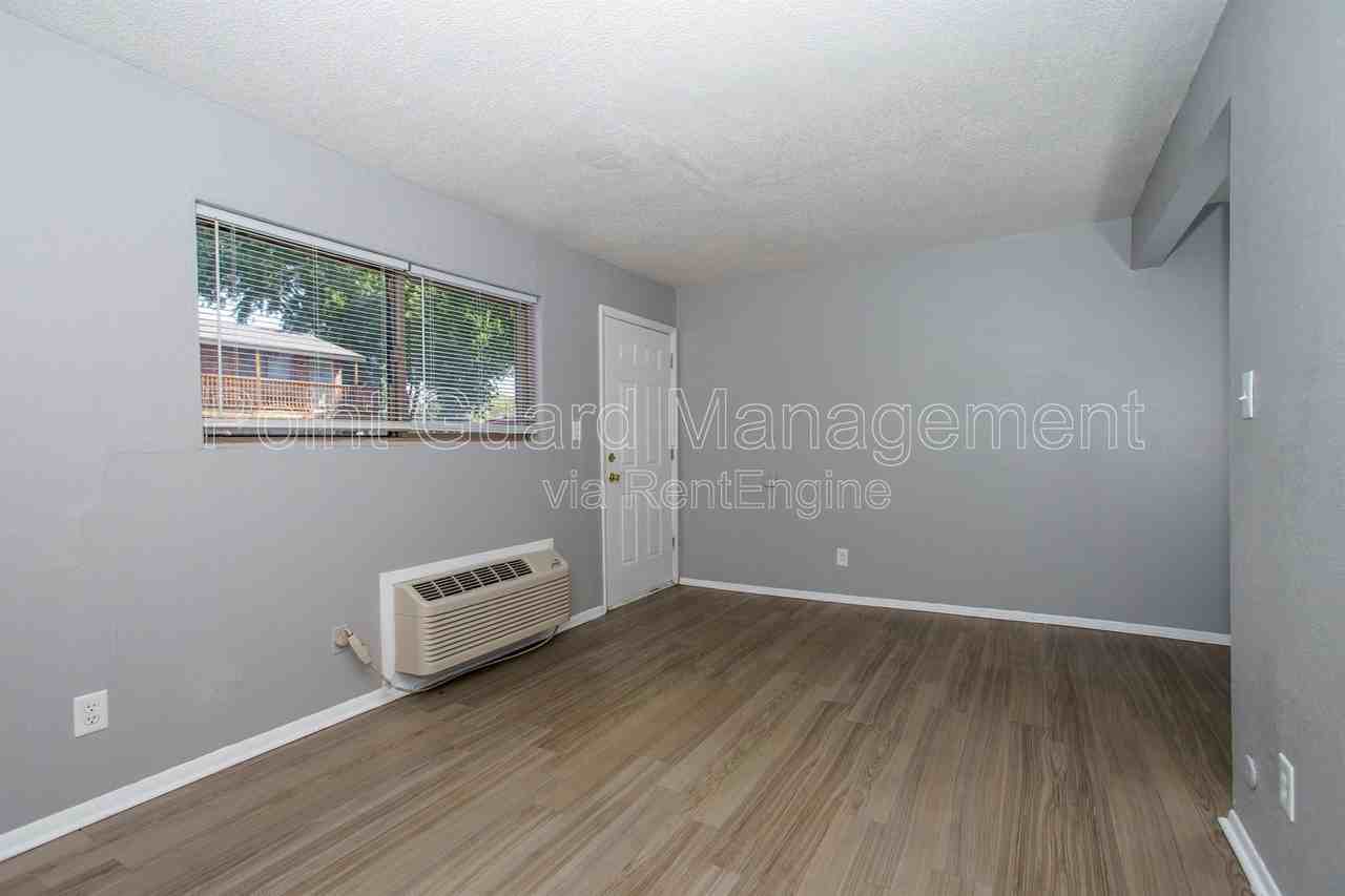 808 N West St #24 - Photo 3 of 13