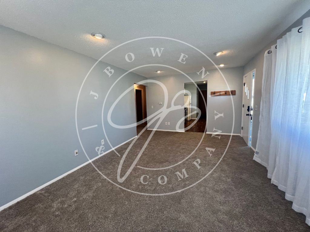 2300 Crystal Ave - Photo 6 of 14