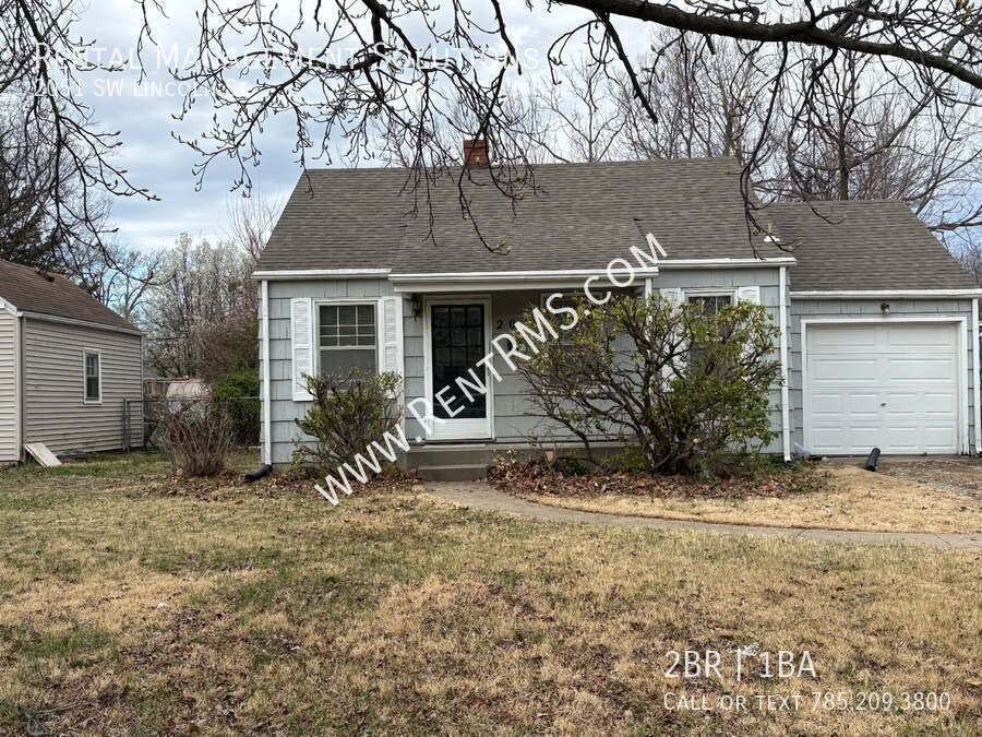 2051 Sw Lincoln St - Photo 2 of 19