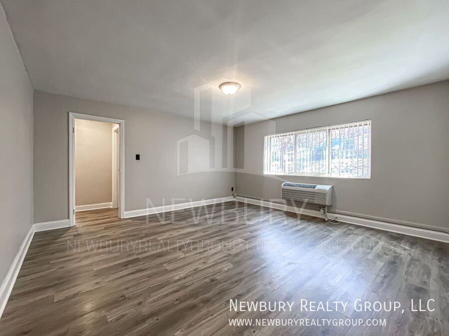 317 San Juan Dr #2 - Photo 3 of 20