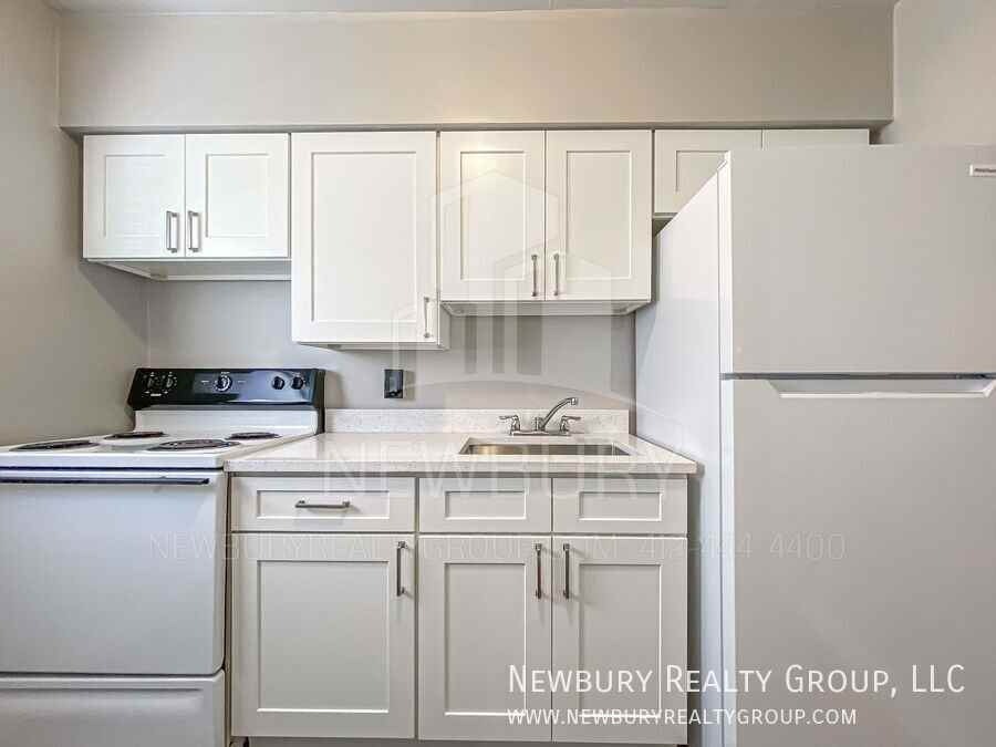 317 San Juan Dr #2 - Photo 7 of 20