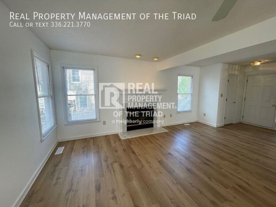 3 Thames Ct - Photo 3 of 17