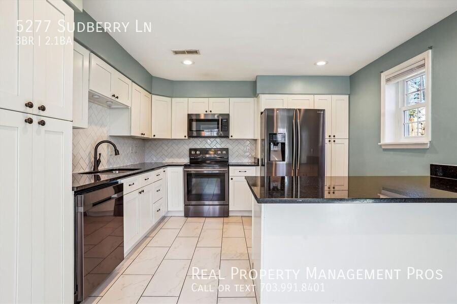 5277 Sudberry Ln - Photo 3 of 20