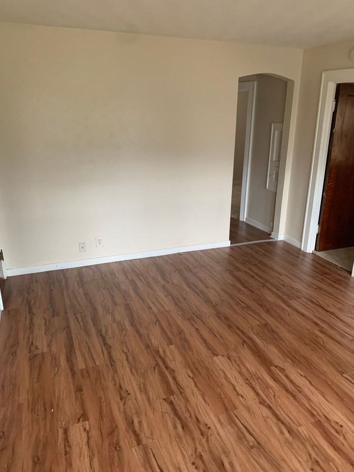 Colvin Gardens Apartments - Photo 4 of 24