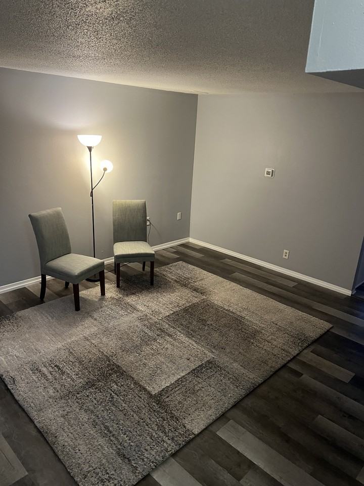 1229 Mckinley Ave #NA - Photo 3 of 14