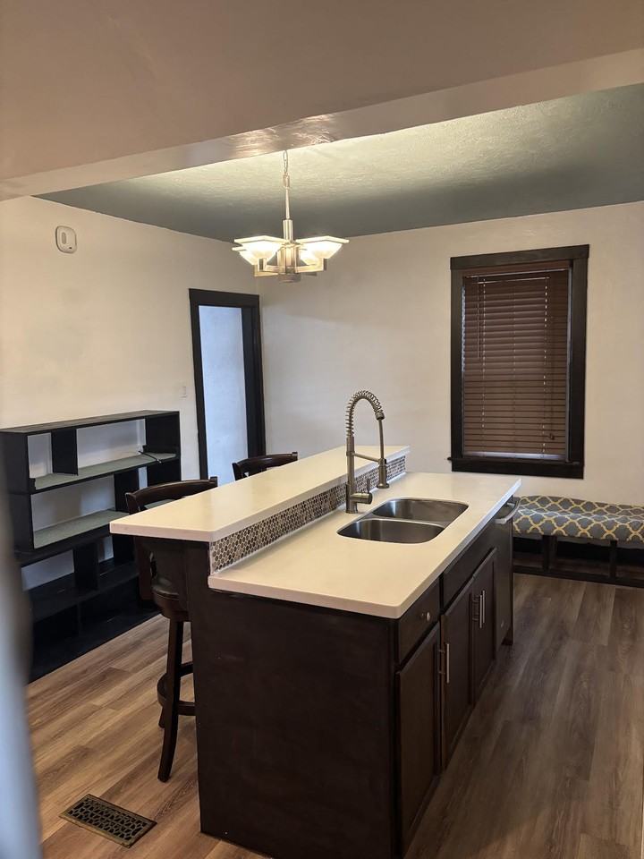 120 8th St #NA - Photo 2 of 12