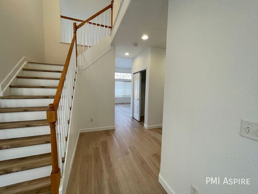 11251 Dover St - Photo 3 of 29