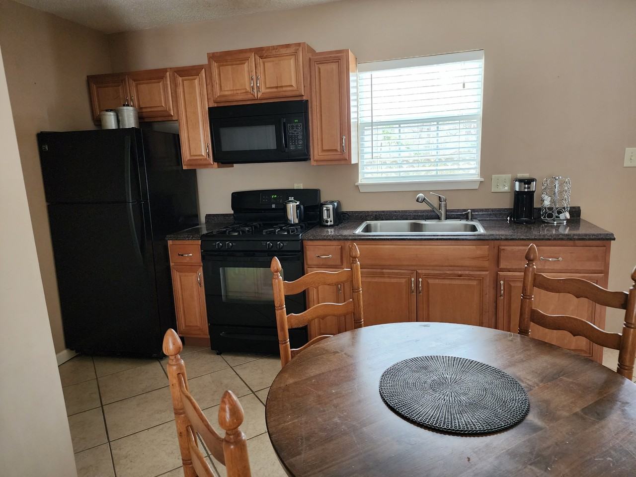 135A Westwood Dr #NA - Photo 3 of 20