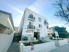 featured image of 6232 Whitsett Ave