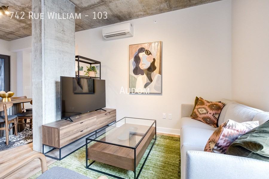 742 Rue William #103