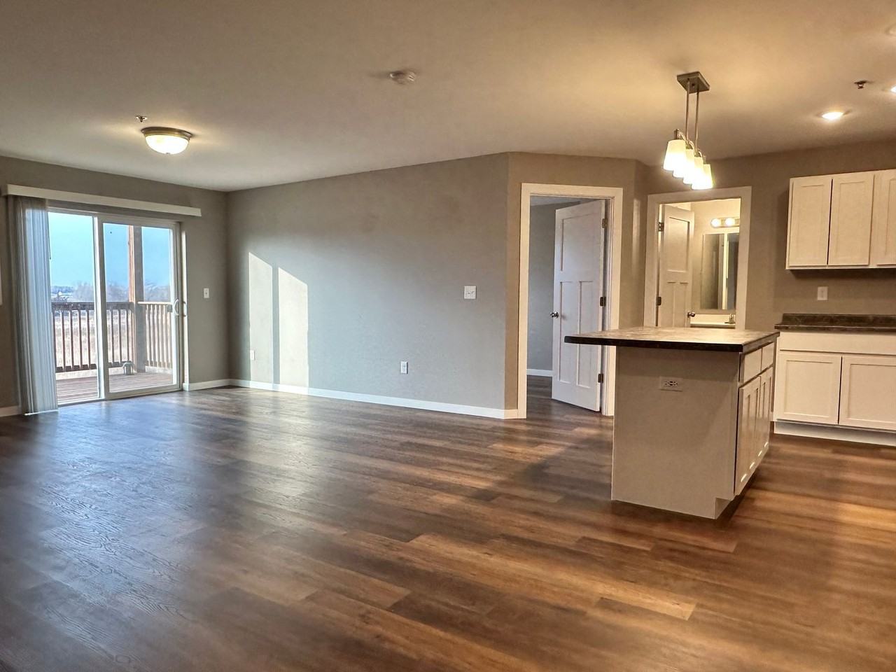 Edgeview Apartments - Photo 3 of 19