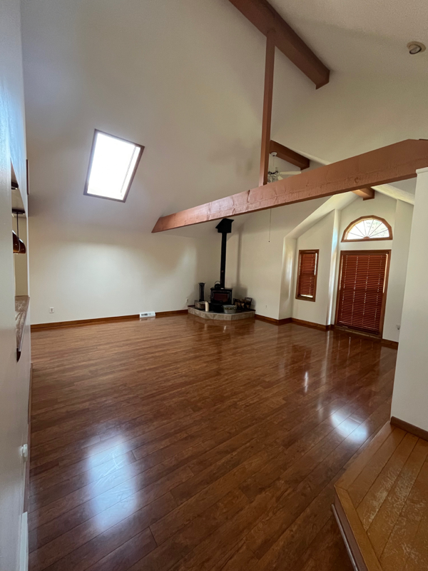 7606 Lewis Rd - Photo 3 of 16