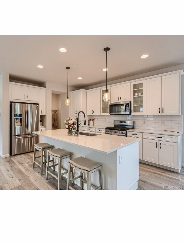 10071 Flower St - Photo 5 of 13