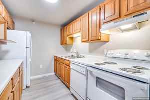 featured image of 3404 Memorial Dr