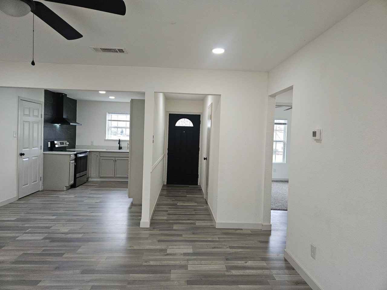 7225 Cordes Ct - Photo 2 of 39