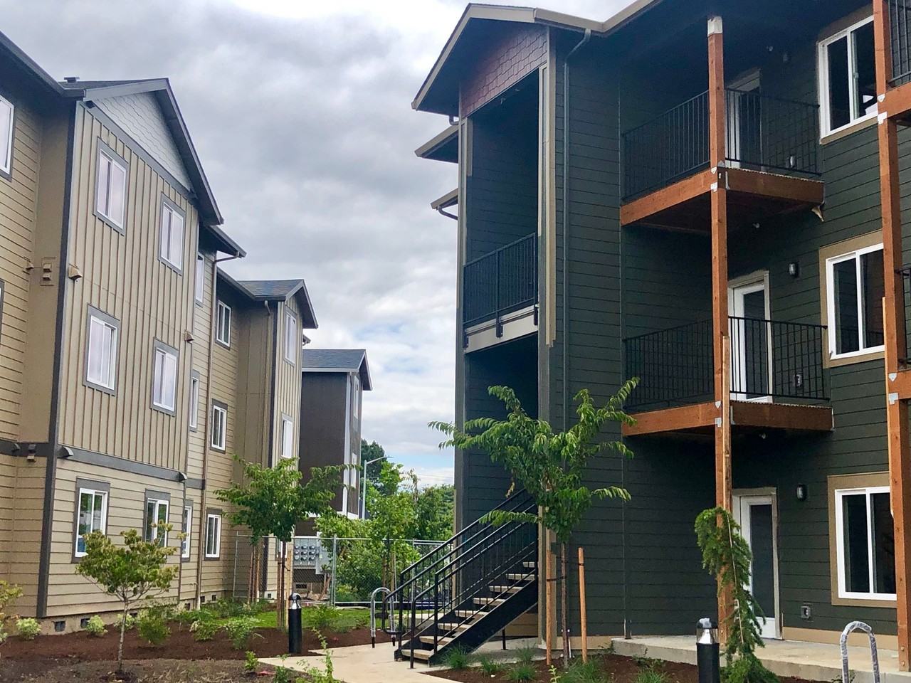 May's Landing Apartments - Photo 3 of 21