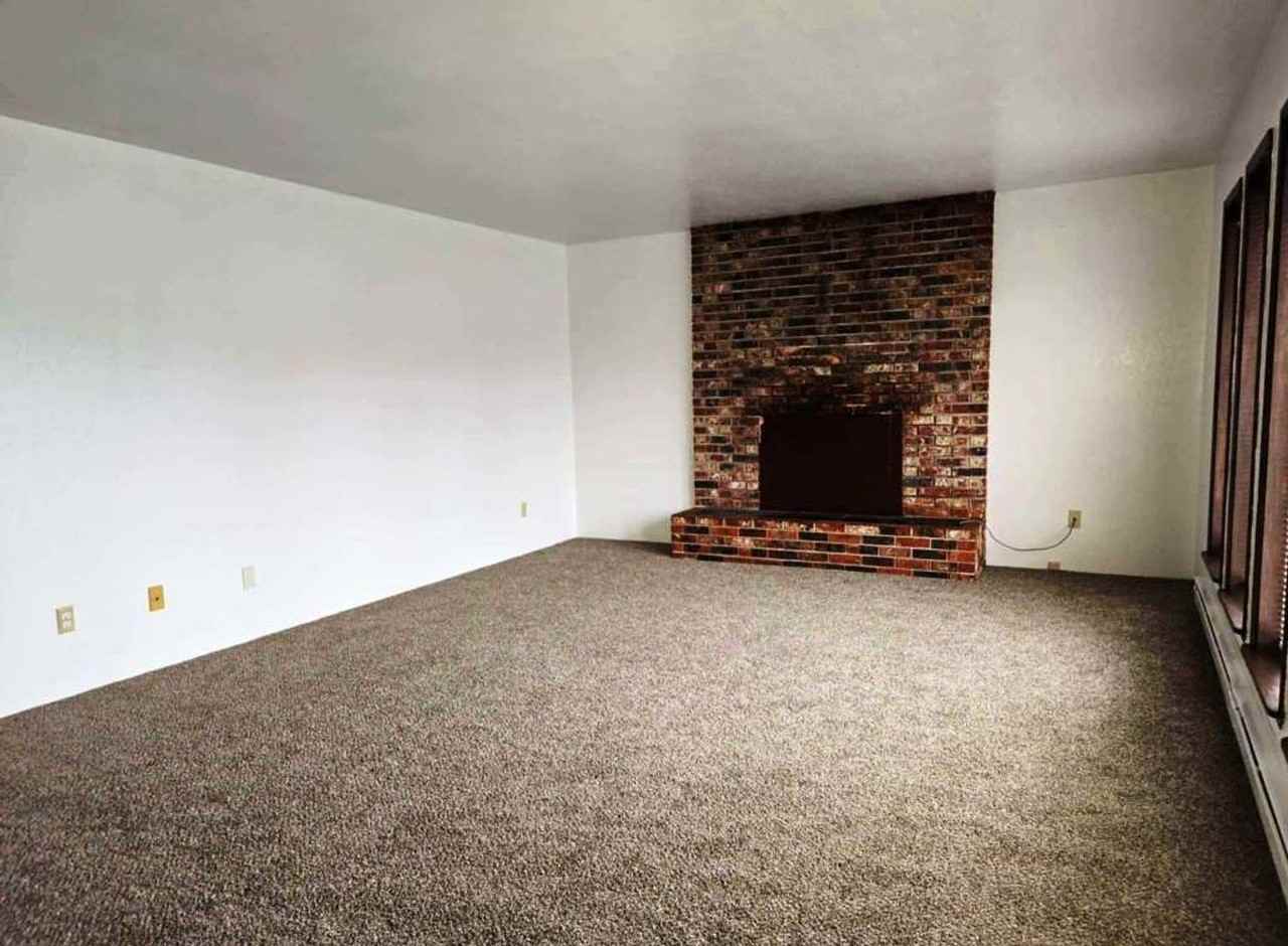 314 H St - Photo 3 of 16