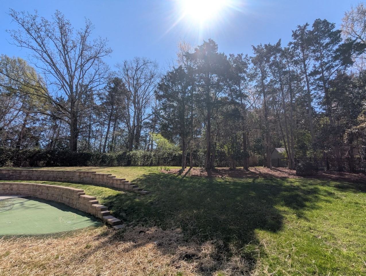 7894 Woodmere Dr - Photo 4 of 25