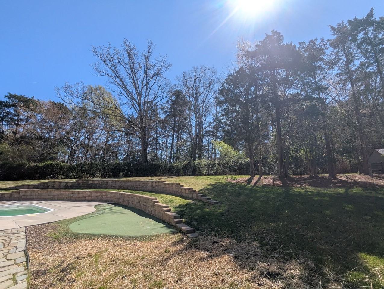 7894 Woodmere Dr - Photo 5 of 25