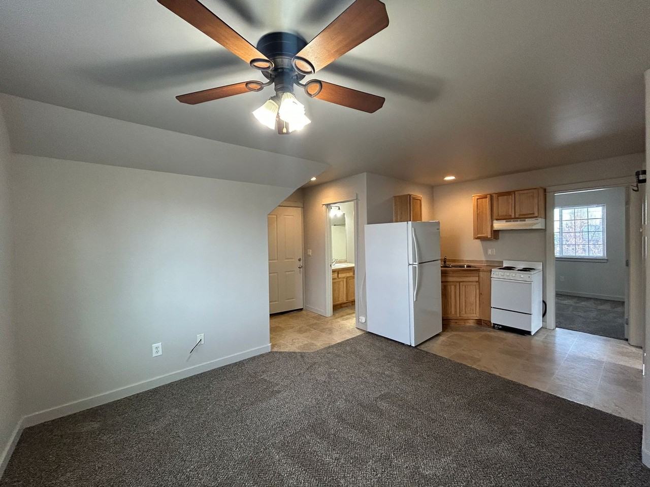 20753 Barton Crossing Way - Photo 5 of 12